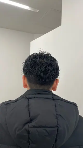 パーマ メンズ 葵🌊ツヤカラー/ 髪質改善🫧のヘアスタイル