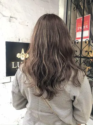 ロング カラー フラミューム関内店所属・角地山 京子のヘアスタイル
