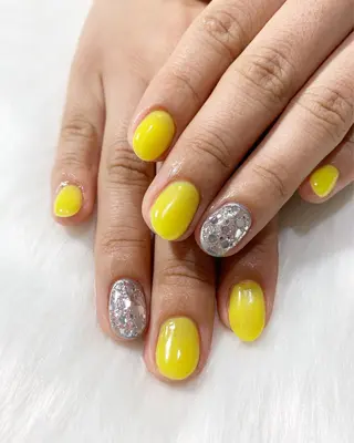 ネイル 渡邊 亜貴のネイルデザイン