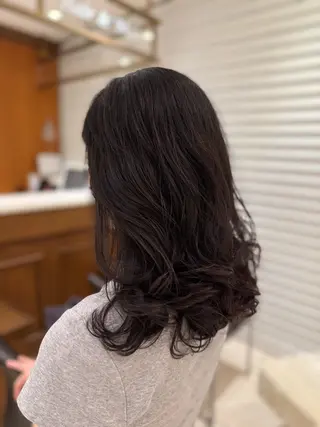 ミディアム パーマ ZACC ayakaのヘアスタイル