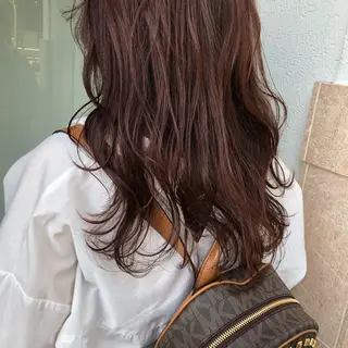 カラー トルクアータ伏見 MIKUのヘアスタイル