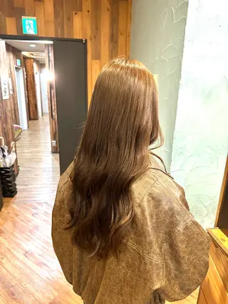 ロング カラー 大場 賀句のヘアスタイル