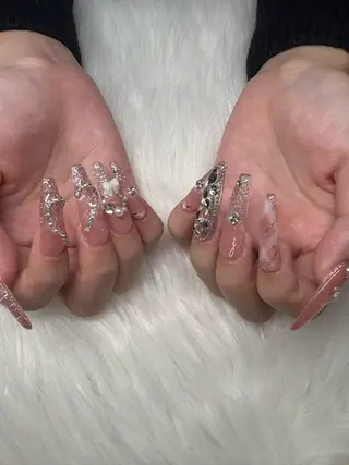 ネイル SHION のネイルデザイン