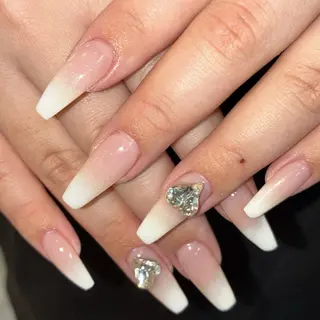 ロング Atelier Ayaのネイルデザイン