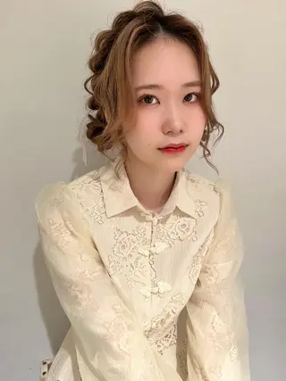セミロング カラー ヘアアレンジ 🎀taro ブリーチなしカラーのヘアスタイル