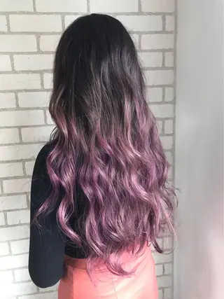 セミロング 韓国式パーマ🔥 ブリーチ🔥TOMOのヘアスタイル