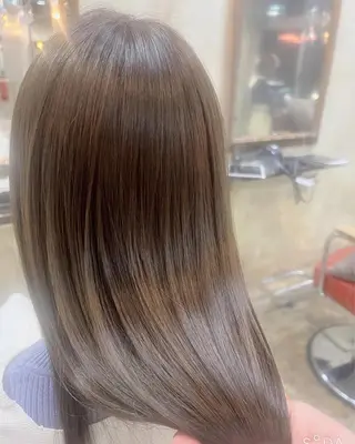 ロング カラー パーマ ヘアアレンジ キッズ ネイル マツエク・マツパ 髪質改善✨ハツメイ オグ✂️のヘアスタイル