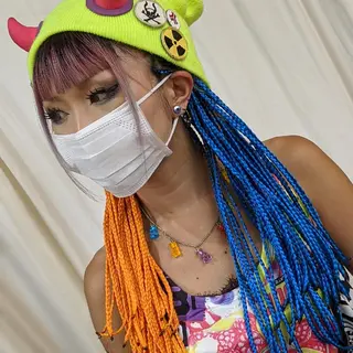 ロング ヘアアレンジ scamp ★のヘアスタイル