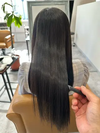 ロング パーマ 伊藤 裕貴のヘアスタイル