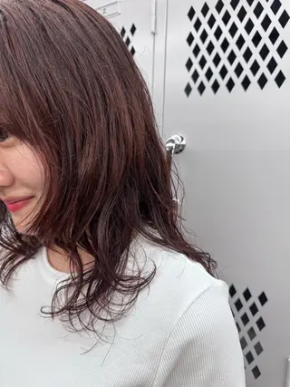 カラー 吉松 ここみのヘアスタイル
