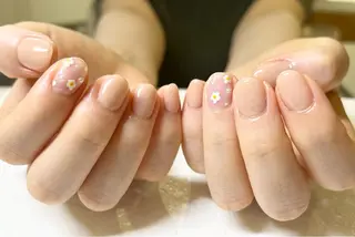ネイル minoriba ひばりヶ丘駅北口店所属・ネイリスト ももこのネイルデザイン