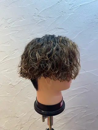 パーマ メンズ レナ 🌿のヘアスタイル