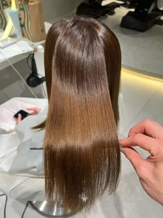 ロング 福岡縮毛矯正✨️ ストレート 向井和輝のヘアスタイル