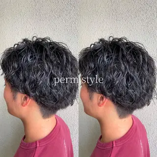 パーマ メンズ ショート 小嵩 峻平のヘアスタイル