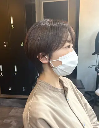 ショート カラー nely所属・kouyo パーマ/ウルフカットのヘアスタイル