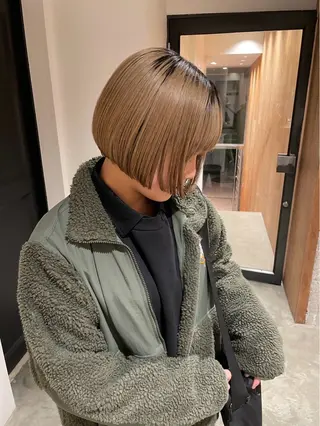ショート カラー Qin所属・ハイトーン特化 🌟  ミキのヘアスタイル