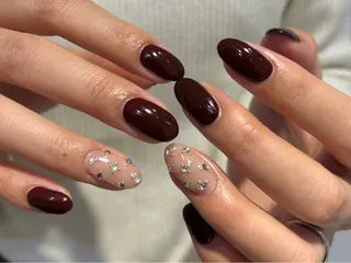 ネイル uri☺︎︎ natsumiのネイルデザイン