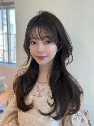 ロング 🎀大竹美侑／顔まわ りカット／レイヤーのヘアスタイル