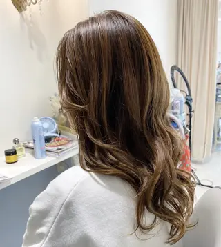 ロング ルミア所属・MASUMI／ 川西能勢口LUMIAのヘアスタイル