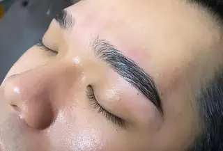 マツエク・マツパ アイブロウ private salon eyes所属・EYES YUNのマツエク・マツパデザイン