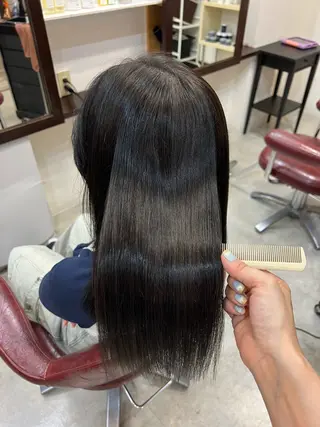 セミロング 吉岡 なみのヘアスタイル