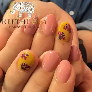 ネイル ネイリスト riiisaのネイルデザイン