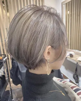 ショート カラー 🌈ショート/レイヤ ーカット/中村崇宏のヘアスタイル