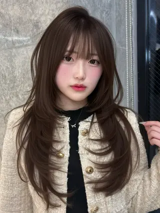 セミロング 熊本1🏅圧倒的 可愛さレイヤーカットのヘアスタイル