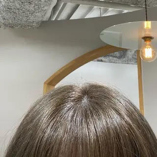 カラー ぱつっとボブ/ショ ート/タカダアスミのヘアスタイル