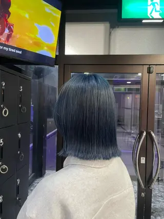 ショート 手塚 由佳のヘアスタイル