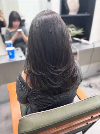 セミロング nico 麻生 花輪 美優のヘアスタイル