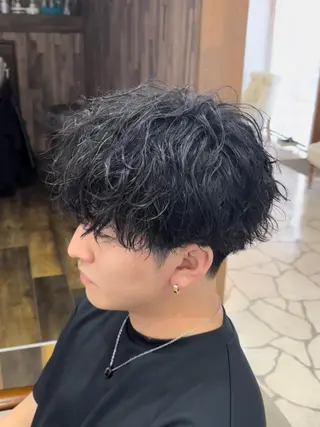 ショート パーマ メンズ 【店長】メンズ職人 短髪　ハイトーン🔥のヘアスタイル