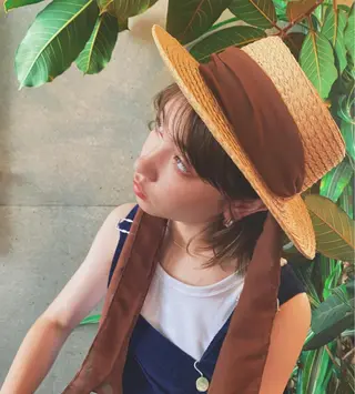 セミロング カラー パーマ ヘアアレンジ メンズ キッズ ネイル マツエク・マツパ アイブロウ モリモト サナのヘアスタイル