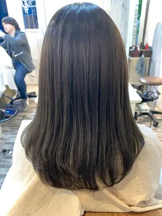 ミディアム カラー ✨【店長】Lily. 北千住Seina✨のヘアスタイル