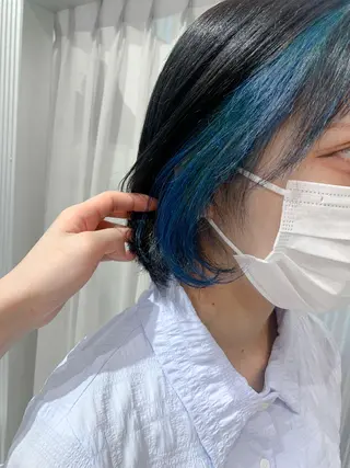 ショート カラー ヘアアレンジ yuka .のヘアスタイル