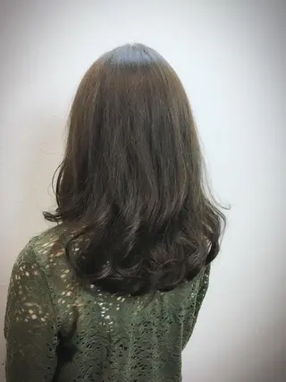 ロング カラー 菅沼 まみのヘアスタイル