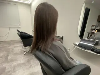 ロング カラー ice prodby bloom所属・榎本 ようなのヘアスタイル