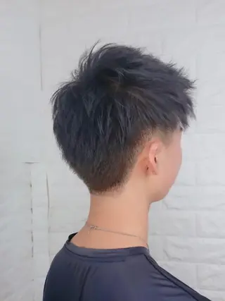 ショート カラー メンズ 💐レイヤー/透明感 カラー💐智口彩香のヘアスタイル