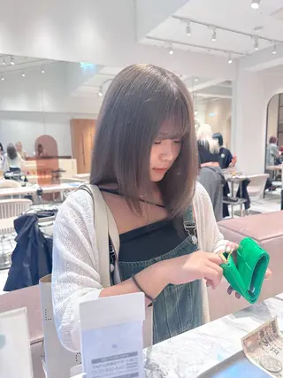 カラー YUI/レイヤー/ ウルフ/艶カラーのヘアスタイル