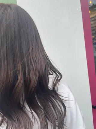 ロング カラー Salon de MADE所属・suzu/ 即日予約有り◎のヘアスタイル