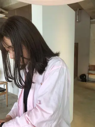 カラー yuragi所属・竹内 絢香のヘアスタイル