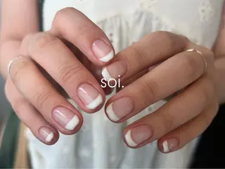 ネイル soi.所属・岩村 愛香のネイルデザイン
