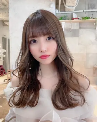 ロング カラー 酒井 里穂のヘアスタイル