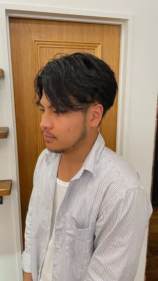 ショート パーマ メンズ MAKE'S所属・石坂 暢大のヘアスタイル