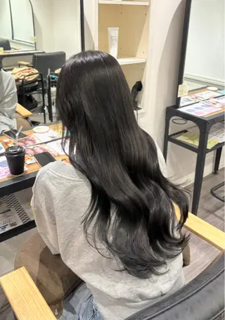 ロング カラー nijika/ カラーリスト🫧のヘアスタイル