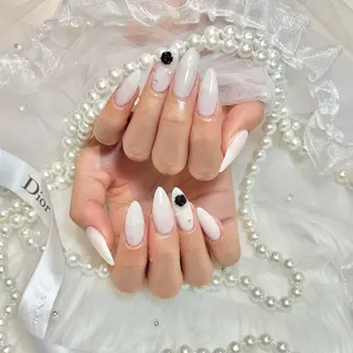 ネイル WISTERIA kozueのネイルデザイン