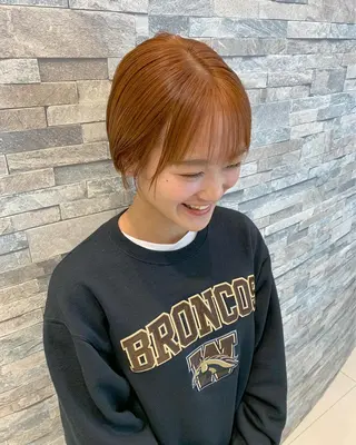 ショート カラー graxi'    グラシー所属・ブリーチ/ハイトーン SERINAのヘアスタイル