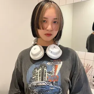 ミディアム 舟橋耀/ブリーチカラ ー/レイヤーカットのヘアスタイル