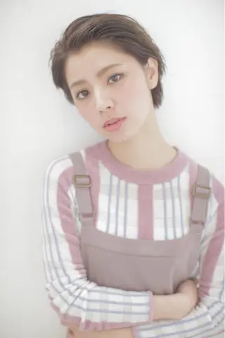 ショート カラー パーマ エイト ウメダのヘアスタイル
