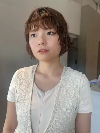 ミディアム パーマ ホリバ ユカのヘアスタイル